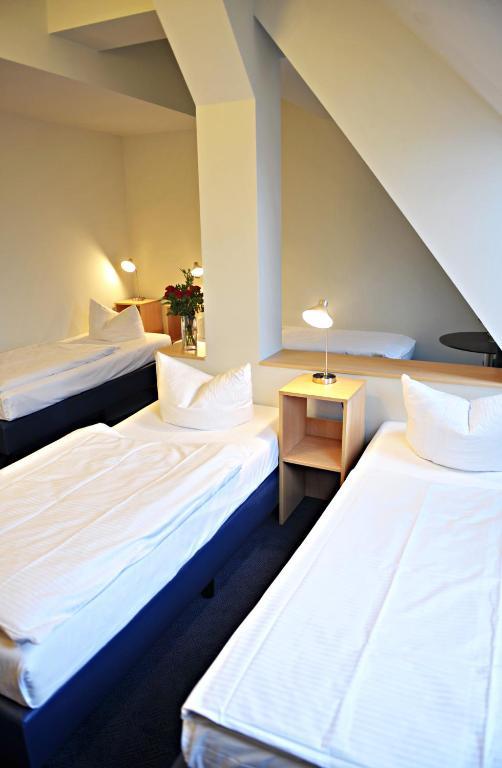 Hotel Transit Loft Berlin Rum bild